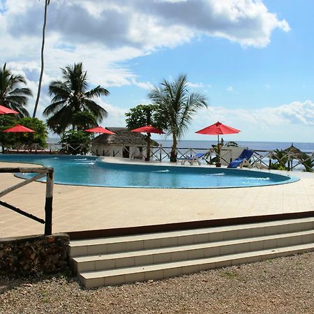 Coconut Tree Village Beach Resort Uroa Exterior foto